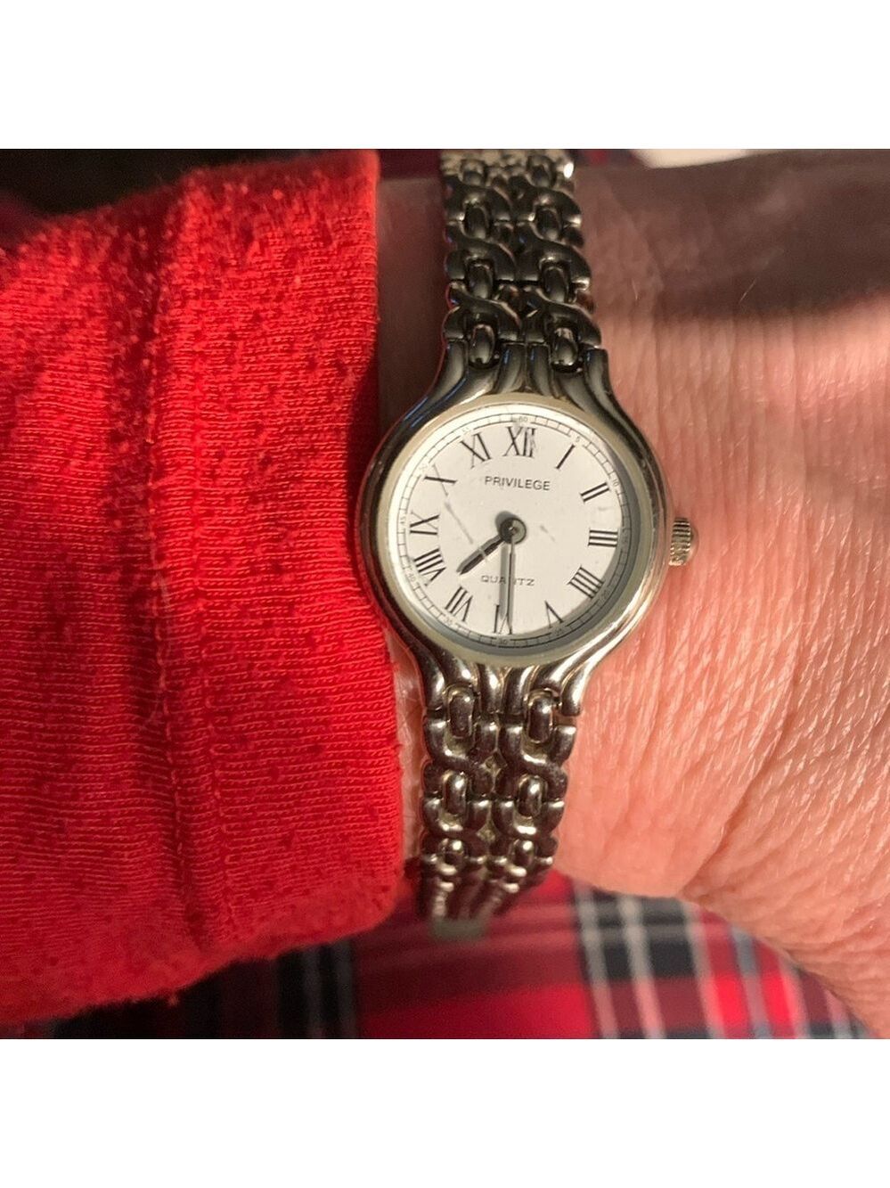Privilege wrist watch